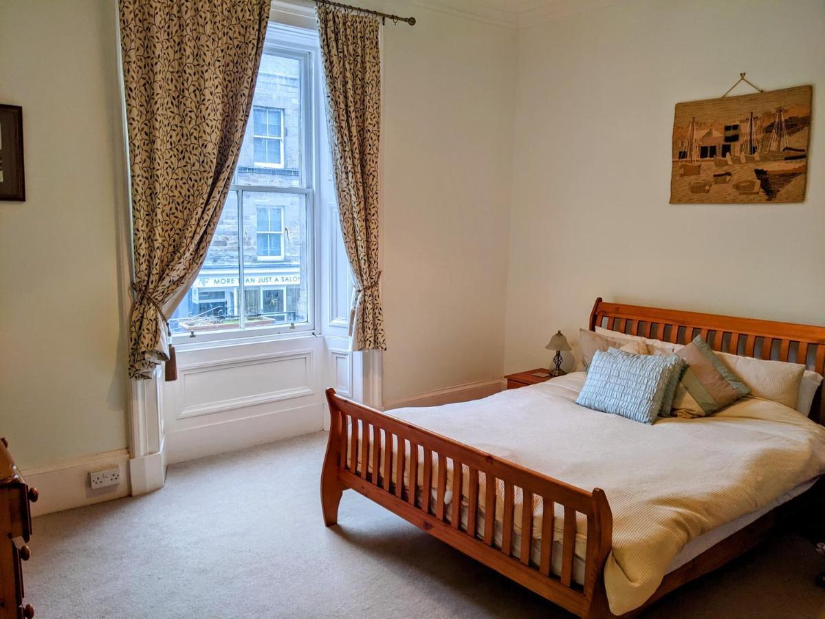Huge 4 Bed Apt - Perfect Base To Explore The Borders เจ๊ดบะระ ภายนอก รูปภาพ